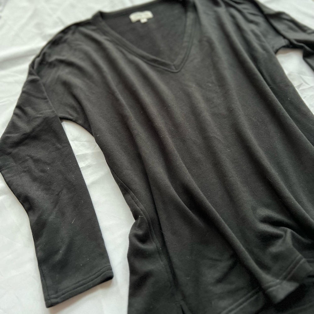 Lou & Grey V-Neck Sweater